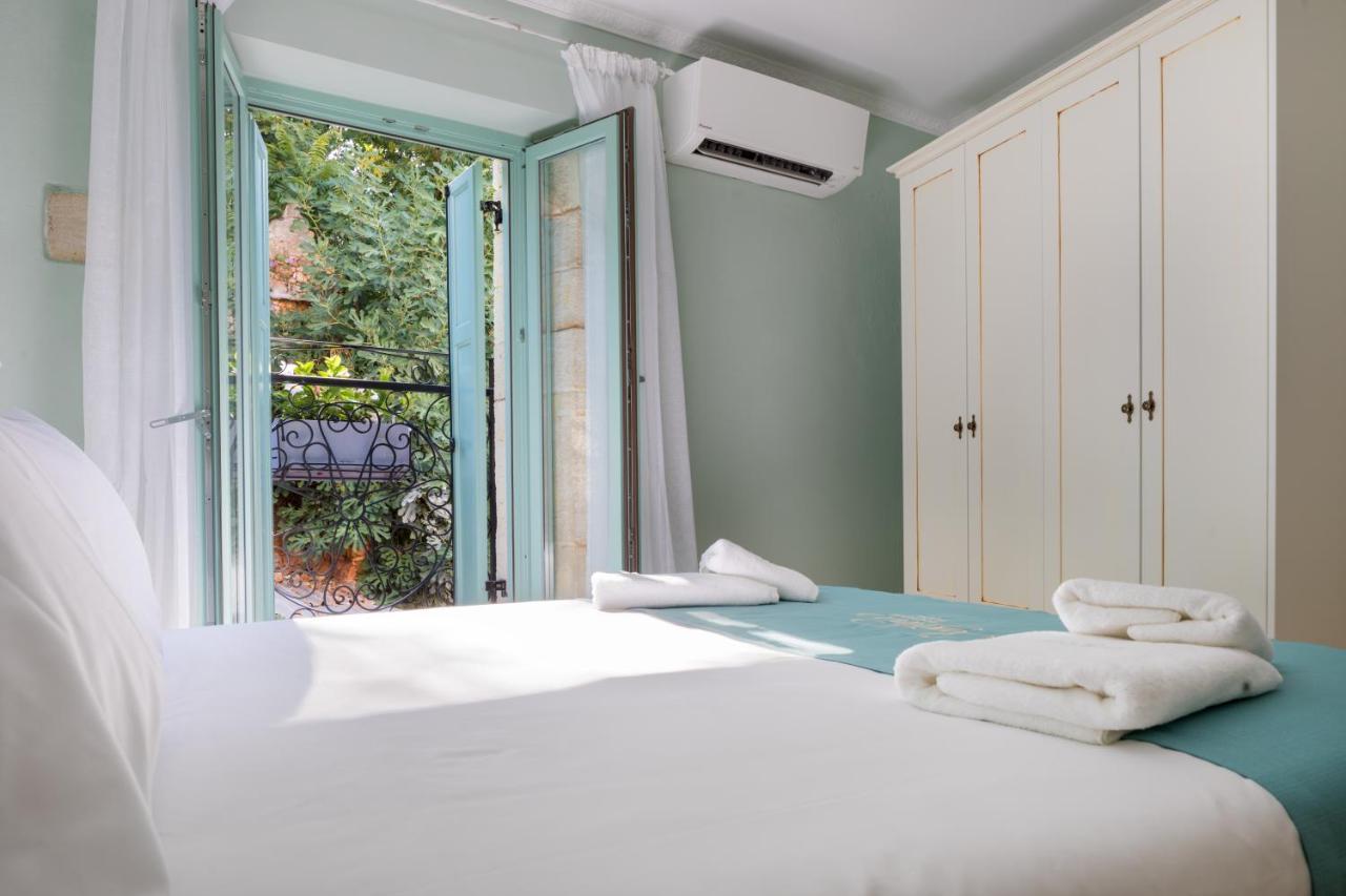 Iosifinas Boutique House Chrissi Akti Chania Exterior foto